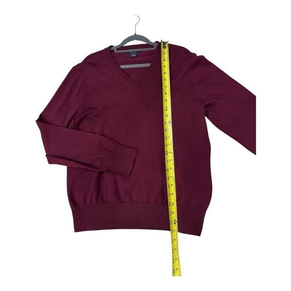 Brooks Brothers Saxxon Men's 100% Wool V-neck Sweater Burgundy Size M - Picture 9 of 9